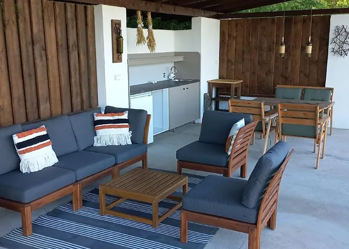 Press House At The Walnut Tree - Mypresshouse בית נופש Pécsely