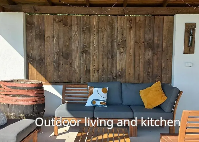 Press House At The Walnut Tree - Mypresshouse * Pécsely